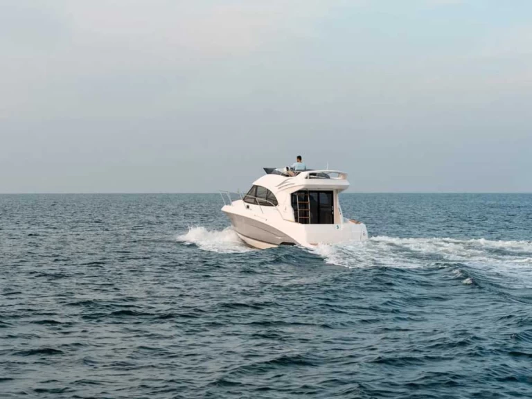 Motorówka do wynajmu w Trogir w najlepszej cenie