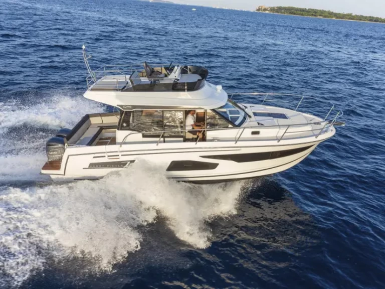 Wynajem łodzi Jeanneau Merry Fisher 1095 Fly w Trogir na SamBoat 