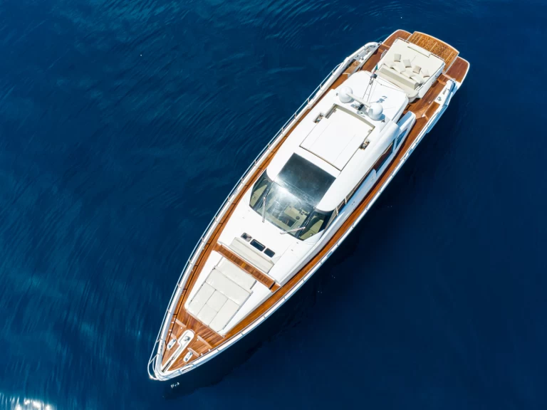 Aicon aicon 82 między profesjonalistami a osobami prywatnymi w Taormina