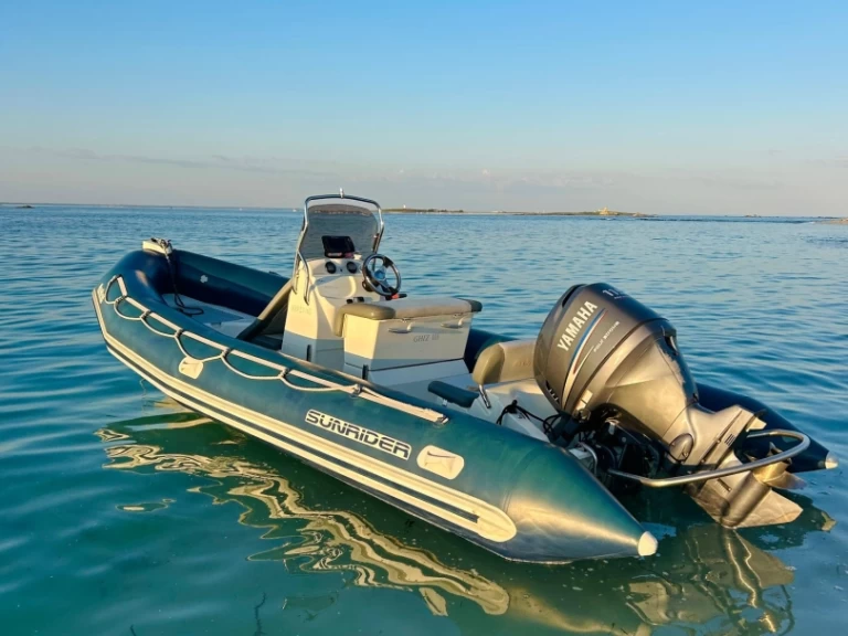 Wynajem w Sainte-Marine- Bombard Sunrider 650 Bleu na SamBoat