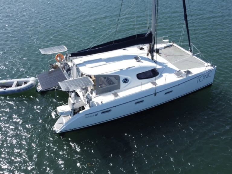 Nautitech Nautitech 44 między profesjonalistami a osobami prywatnymi w Portorož