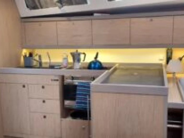 Wynajem Żaglowiec w Toulon - Bénéteau Oceanis 45