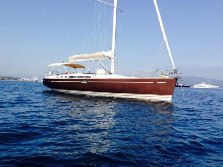 Wynajmij Jeanneau Sun Odyssey 49 w Toulon