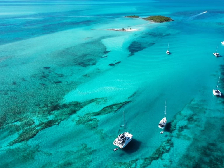 Wynajmij Katamaran z lub bez skippera Bali 4.8  w Gustavia