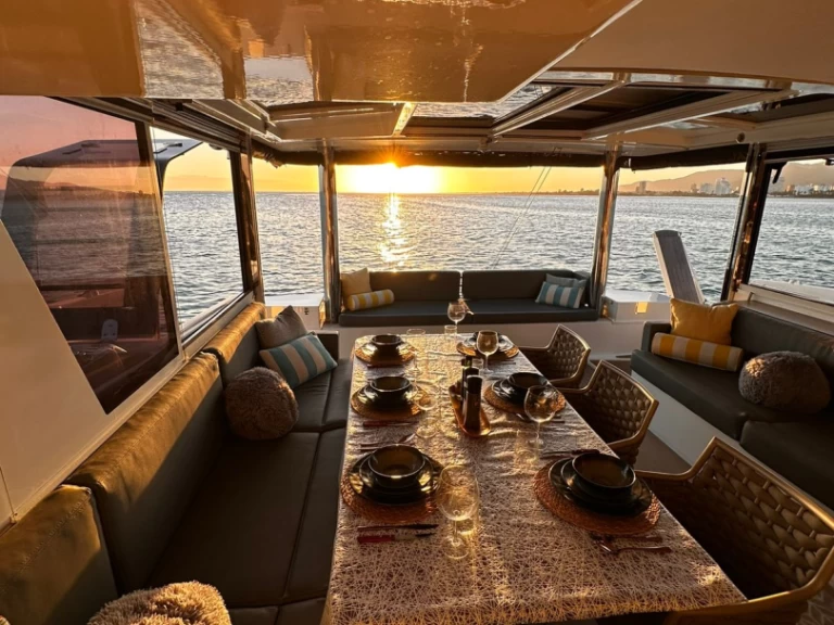 Wynajem łodzi Gustavia tanio Openspace