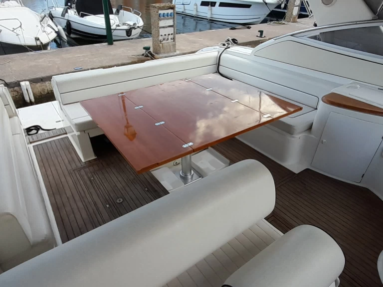 Wynajmij Fiart Fiart Genius w Port Grimaud