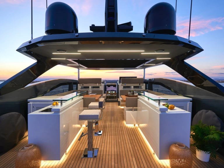 Wynajem łodzi Astondoa 100 Century w Tivat na SamBoat 