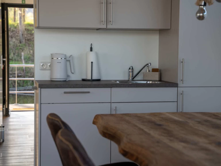 Wynajem łodzi FLOATING 44 w Höxter na SamBoat 