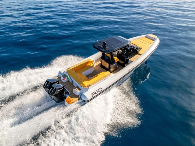 Łódż półsztywna do wynajmu w Mahon w najlepszej cenie