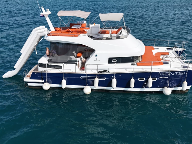 Wynajem Motorówka w Rovinj - Lagoon Lagoon Power 44