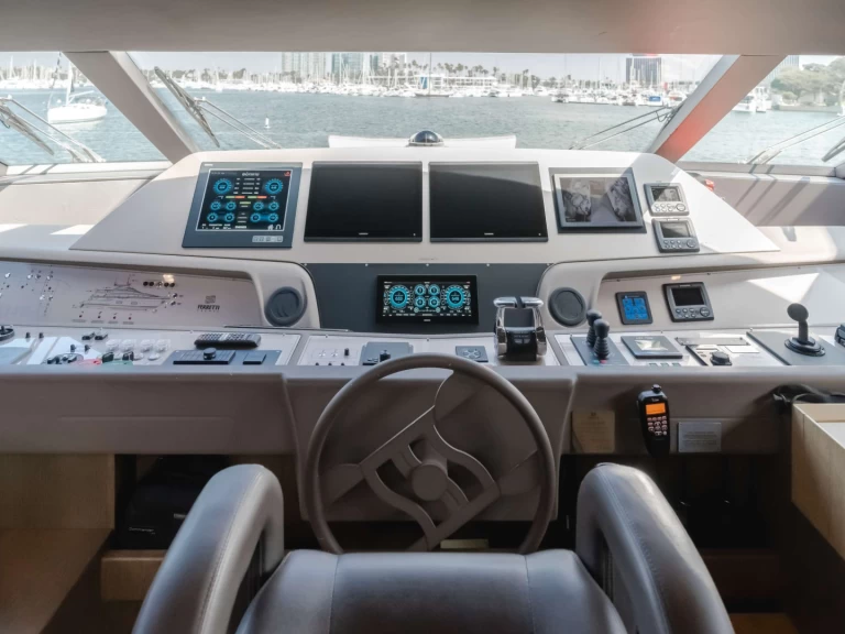 Wynajem łodzi Ferretti SOL SHINE  w Newport na SamBoat 