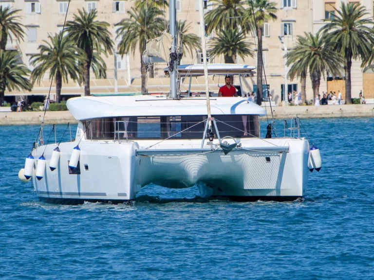 Wynajem łodzi Lagoon Lagoon 42 w Split na SamBoat 