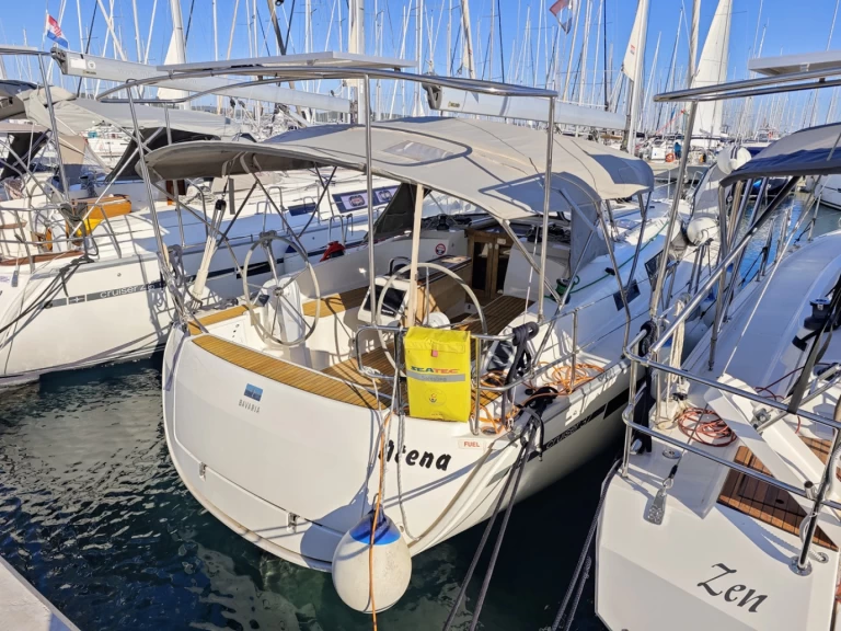 Żaglowiec do wynajmu w Sukosan w najlepszej cenie