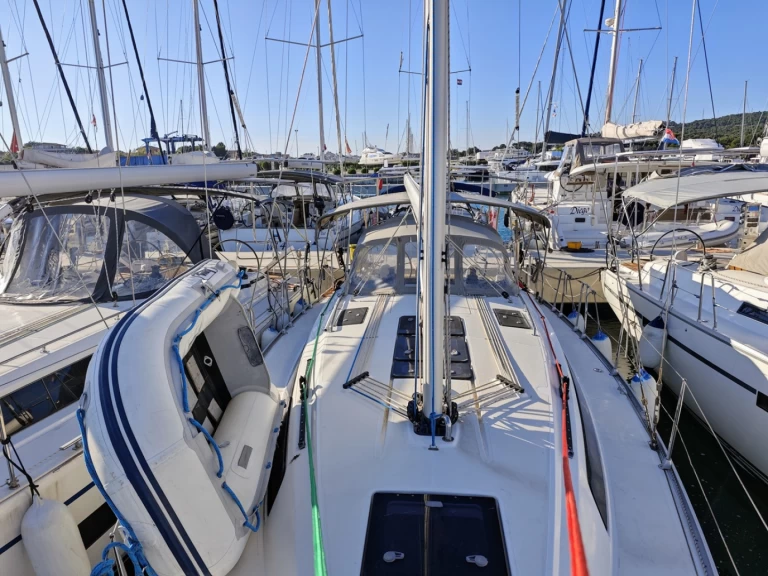 Wynajem łodzi Bavaria Cruiser 37 w Sukosan na SamBoat 