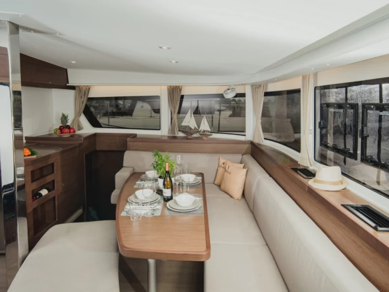 Wynajem łodzi Lagoon Lagoon 42 w Lefkáda na SamBoat 