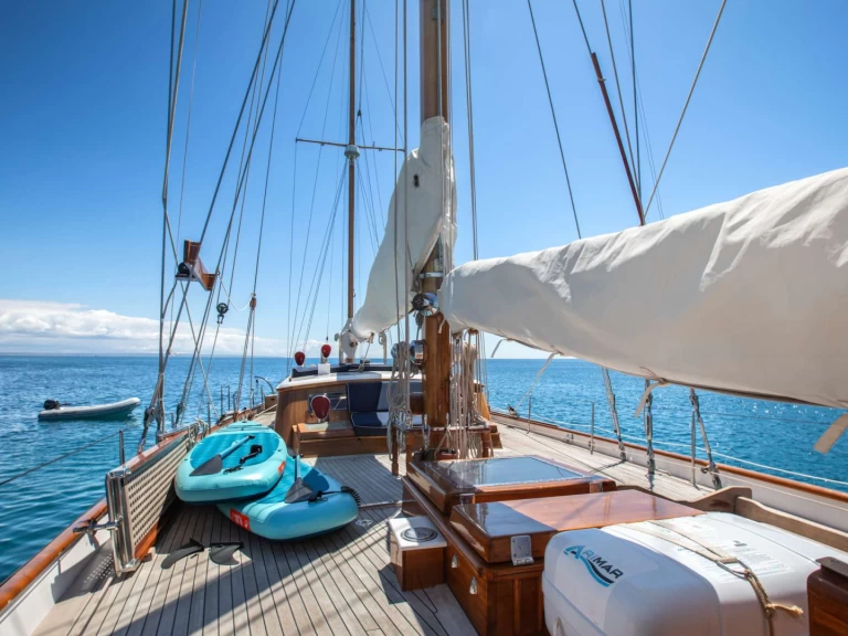 Wynajem łodzi Neapol tanio GAEL I