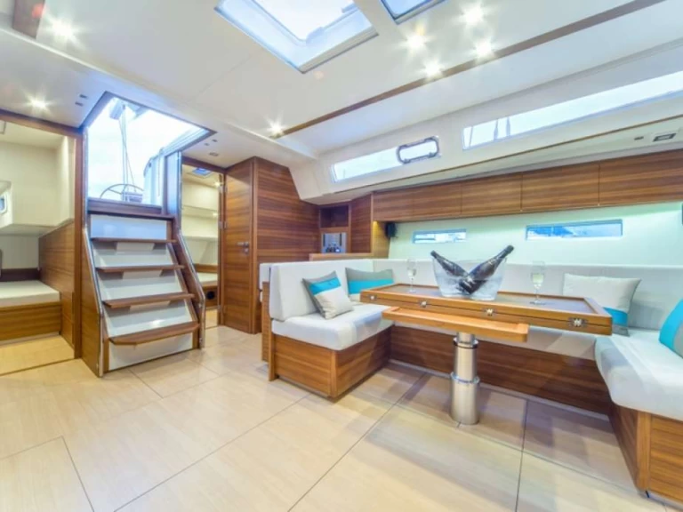 Wynajmij Luksusowy jacht z lub bez skippera  w La Spezia