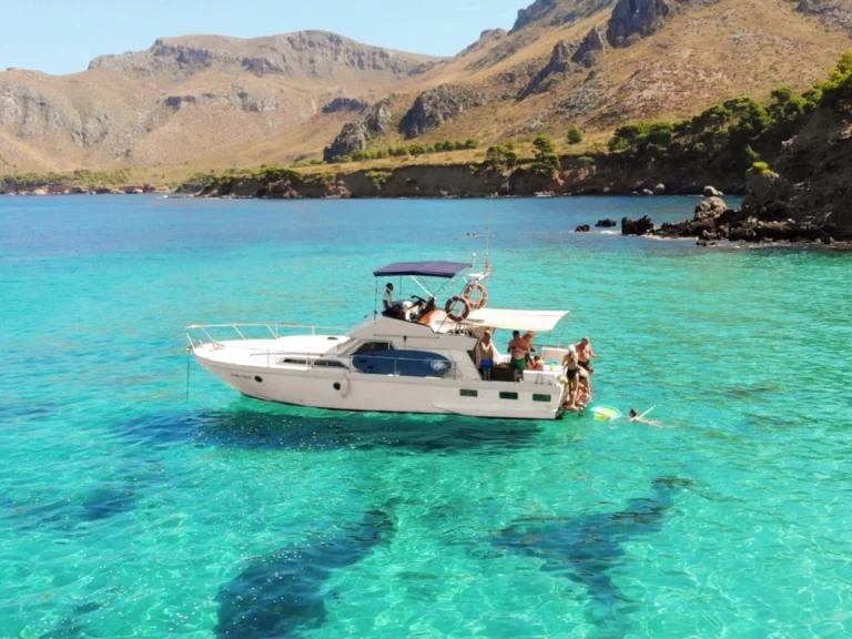 Wynajem łodzi Guy Couach Guy Couach 120 Fly w Can Picafort na SamBoat 