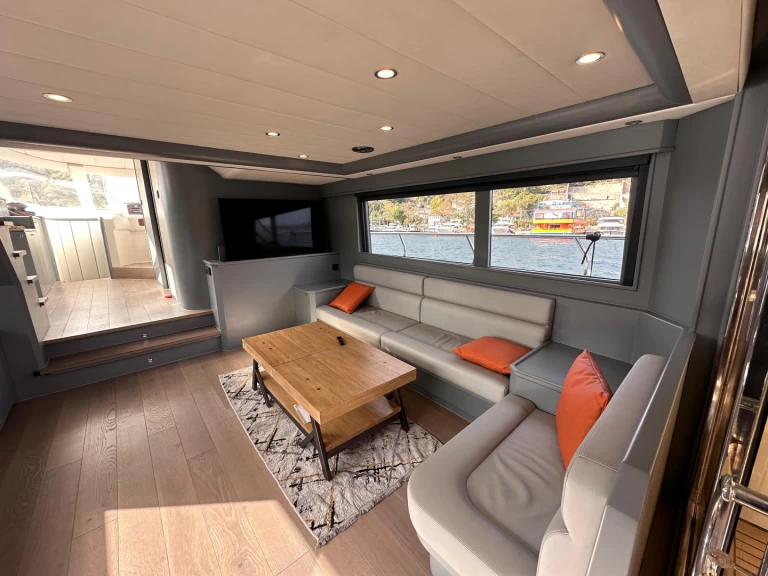 Wynajem Luksusowy jacht w Beşiktaş - costome made costome made