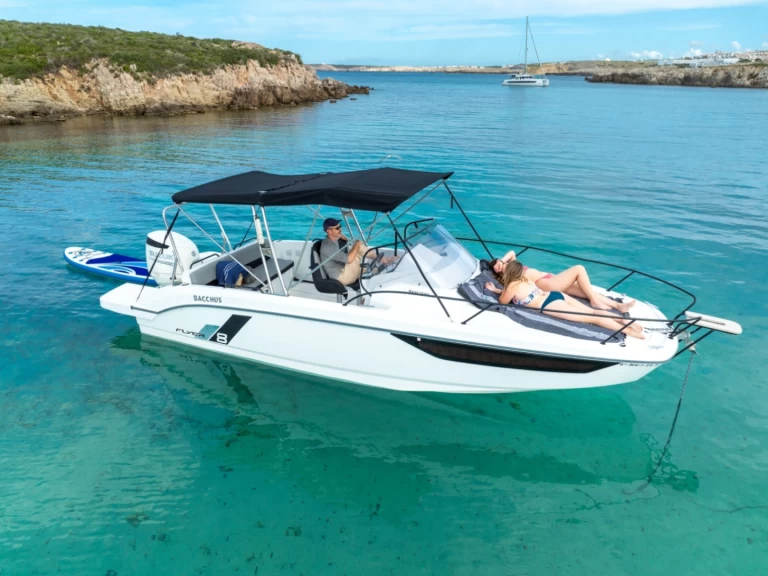 Wynajmij Motorówka z lub bez skippera Bénéteau w Mahon