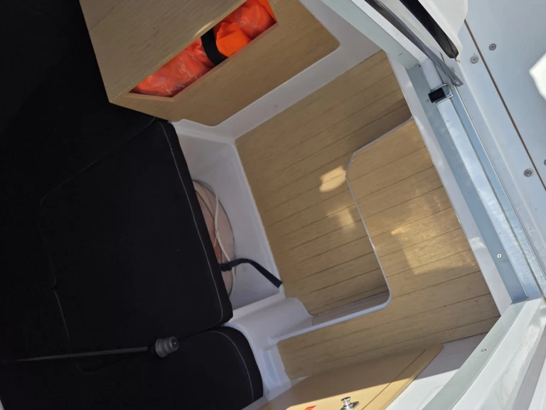 Wynajem w Port-Camargue- Ranieri Shadow 20 na SamBoat