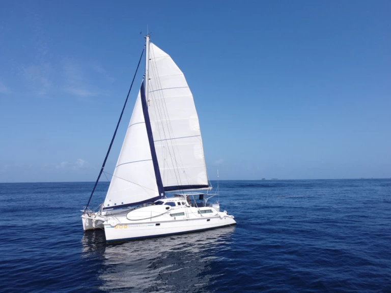 Wynajem w Porroig- Edel Edel Cat 36 na SamBoat