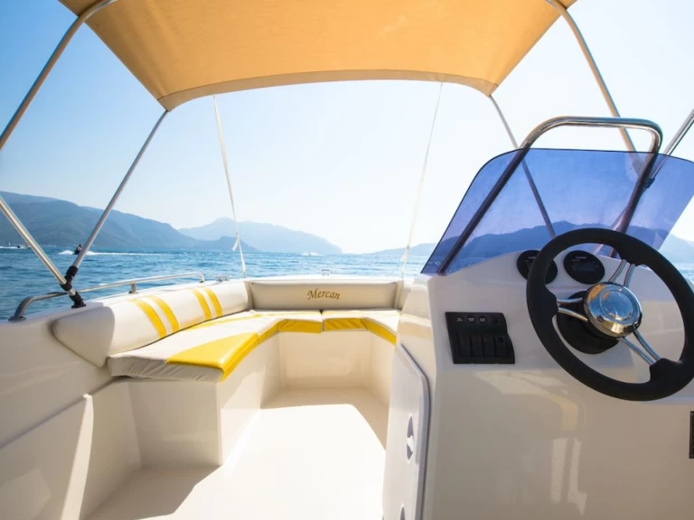 Wynajem Luksusowy jacht w Mandelieu-la-Napoule - Mercan SKI 16