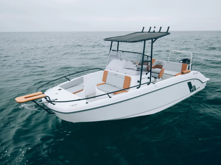 Wynajmij Motorówka z lub bez skippera Bénéteau w Mandelieu-la-Napoule