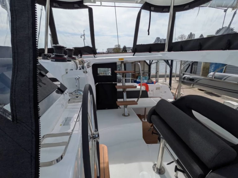 Wynajem Katamaran w Mahé - Lagoon Lagoon 42