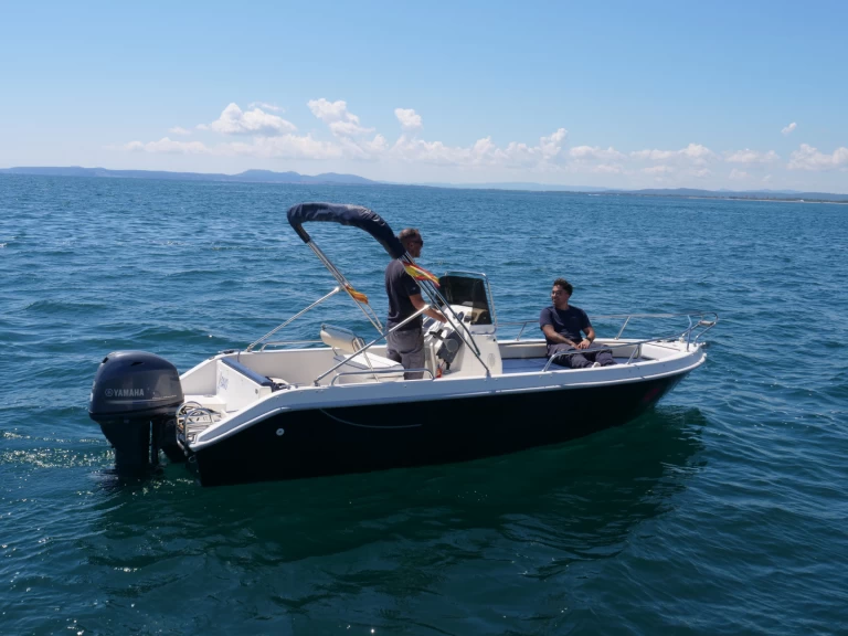 Wynajem Motorówka w Empuriabrava - Miele Mare Freeboard 18