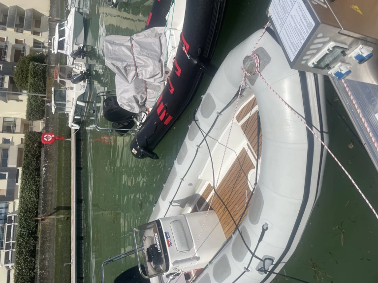Wynajem Łódż półsztywna w Courseulles-sur-Mer - Valiant V 520 Sprint