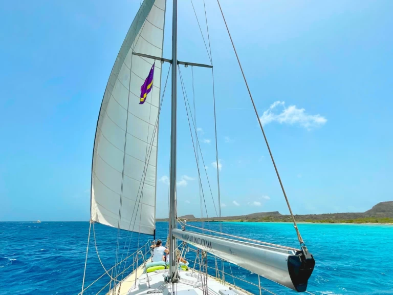 Wynajem Żaglowiec Kirie z patentem 