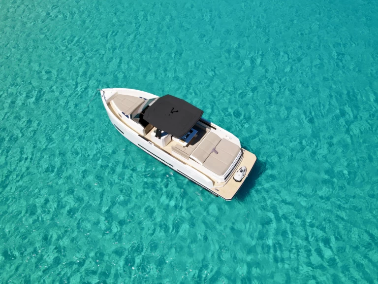 Wynajem łodzi Marina Ibiza tanio De Antonio D36