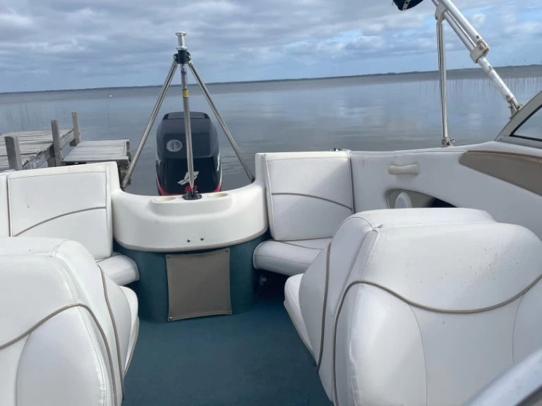 Wynajmij Motorówka z lub bez skippera Bayliner w Biscarrosse