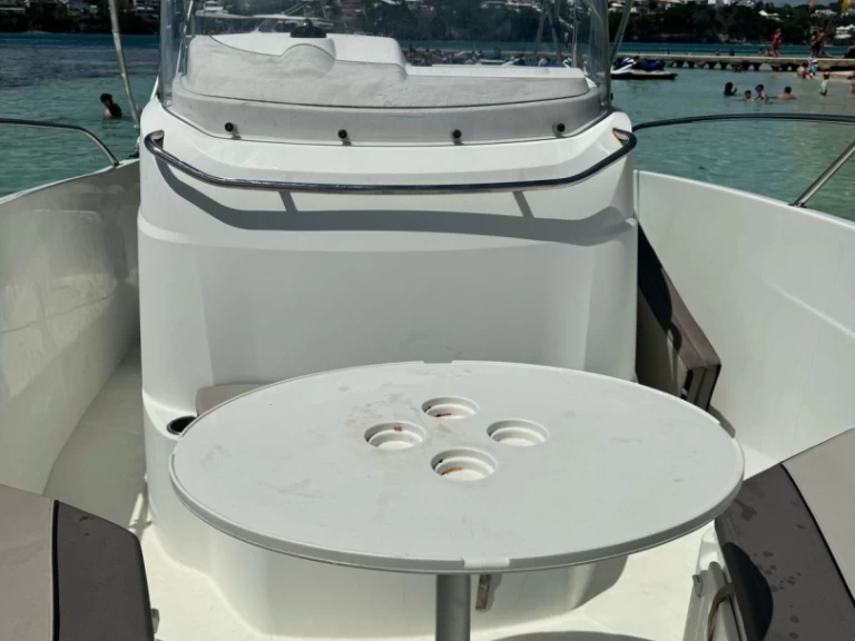 Wynajem łodzi Jeanneau Cap Camarat 7.5 CC w Pointe-à-Pitre na SamBoat 