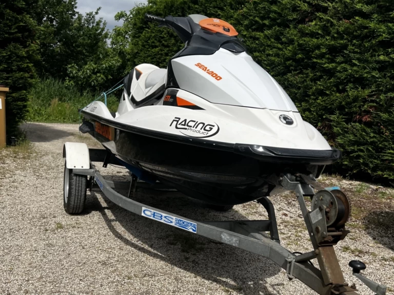 Wynajem łodzi Sea-Doo GTI 130 w Arles na SamBoat 