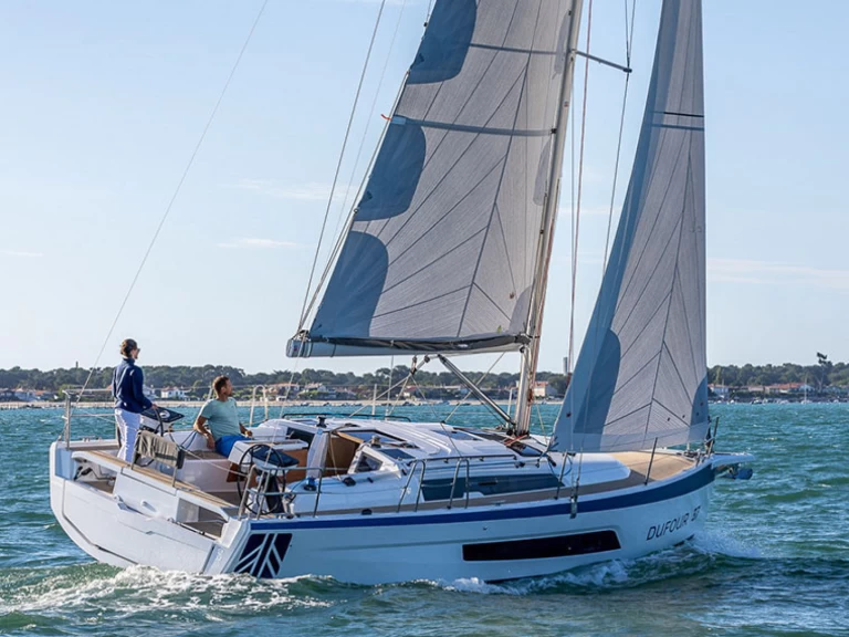 Wynajmij Dufour Dufour 37 w Larmor-Plage