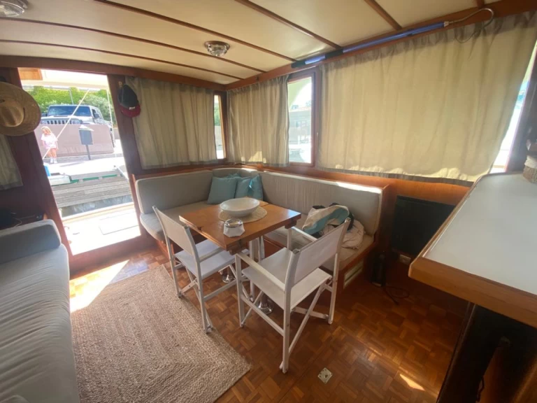 Wynajem Motorówka w Palermo - c&l marine corporation europa 40