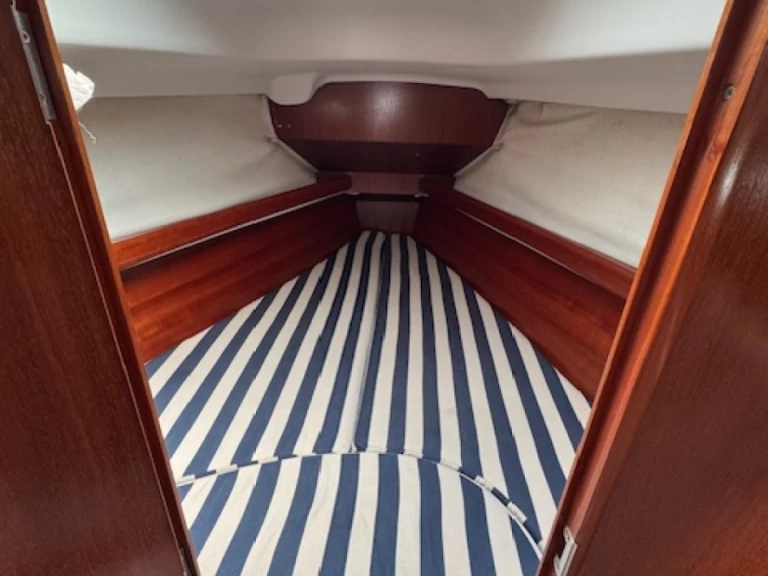 Wynajem łodzi La Rochelle tanio First 31.7