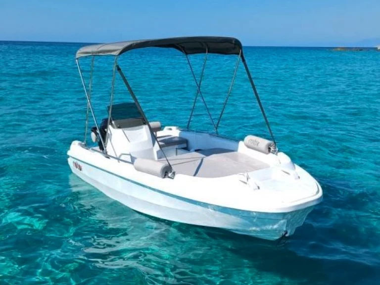 Wynajmij ROTO 450S w Mandelieu-la-Napoule