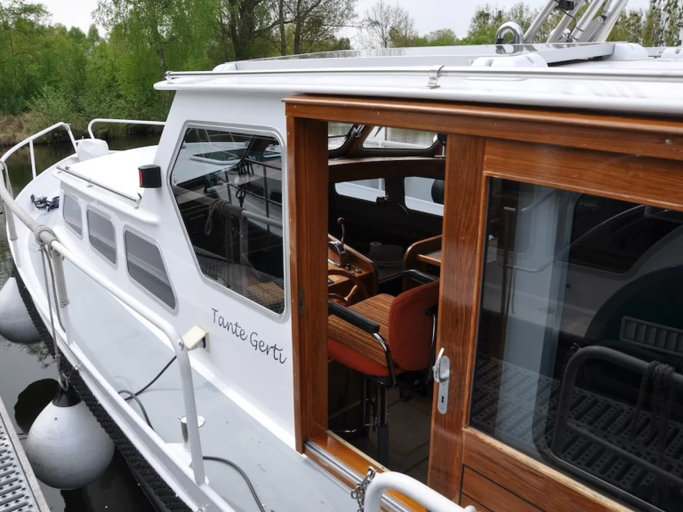 Wynajem łodzi Zehdenick tanio Gruno 1050 Deluxe "Tante Gerti"