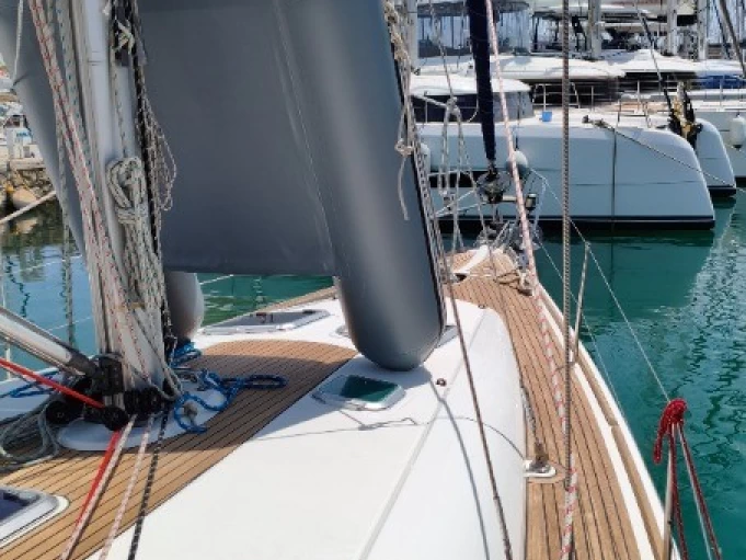 Wynajem w Alimos- Jeanneau Sun Odyssey 45 na SamBoat