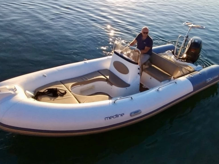 Wynajem w Port de Sainte-Marine- Zodiac Medline 650 na SamBoat