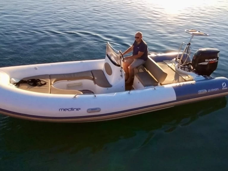 Wynajem łodzi Port de Sainte-Marine tanio Medline 650