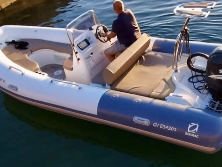 Wynajem łodzi Port de Sainte-Marine tanio Medline 650