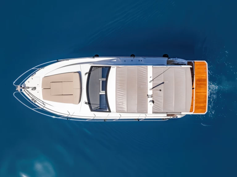 Wynajem łodzi Korfu tanio S335