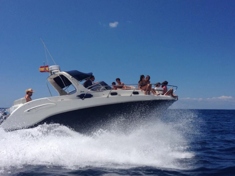 Wynajem Motorówka Saver z patentem 