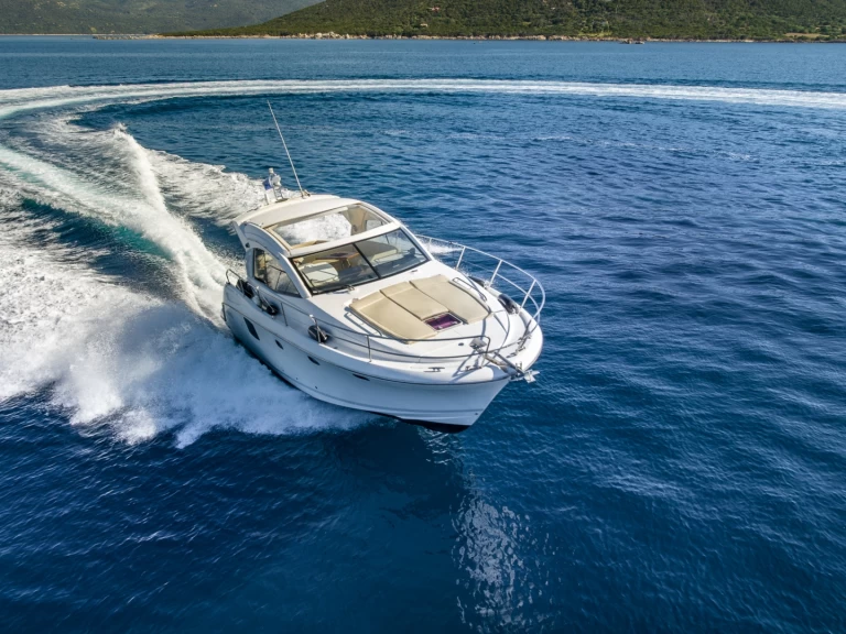 Wynajem w Porto Pollo- Jeanneau Prestige 38 S na SamBoat