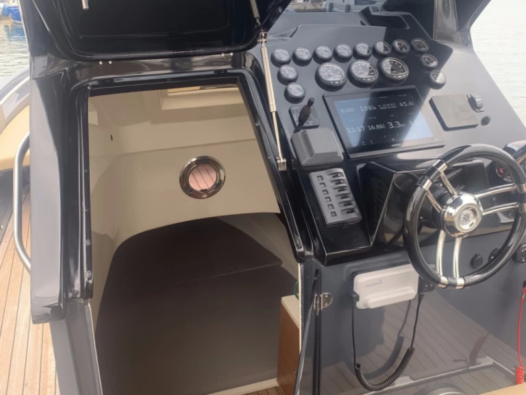 Wynajem łodzi Port Grimaud tanio Envy 1100