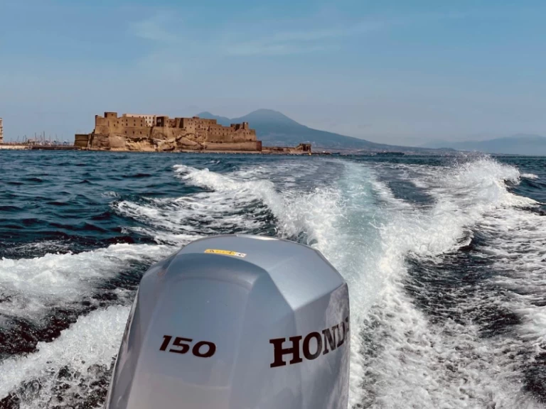 Wynajem łodzi Porto di Mergellina tanio 62